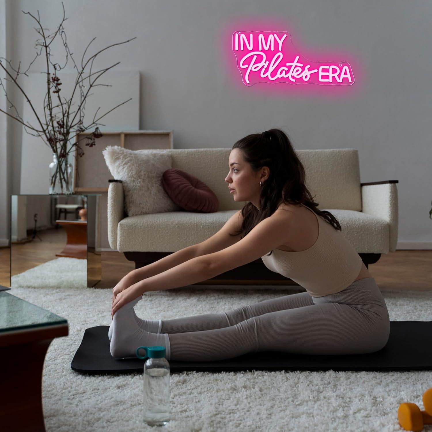 Неоновая вывеска «В мою эпоху  – обзор и цена Yoga Fitness Rooms